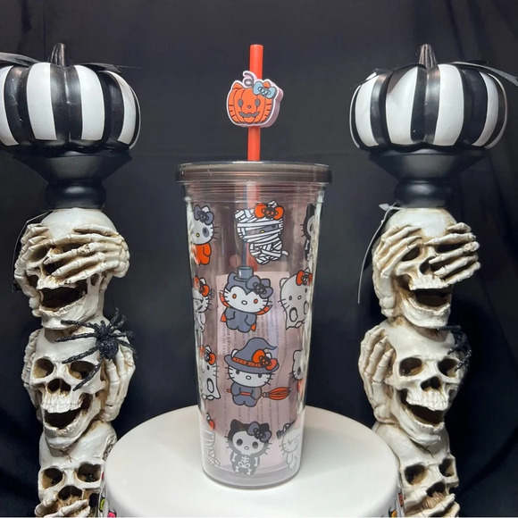 2024 Sanrio Hello Kitty Halloween Tumbler w/ Kitty Pumpkin Straw Topper - Picture 1 of 12